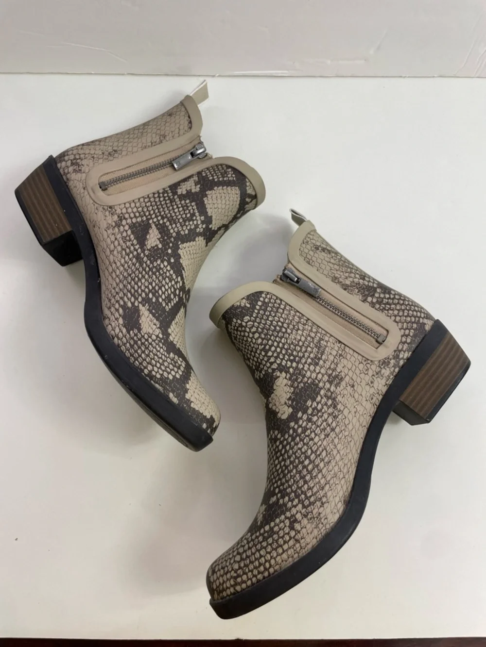 Lucky Brand Basel H2O Snake Print Chelsea Rain Boots‎